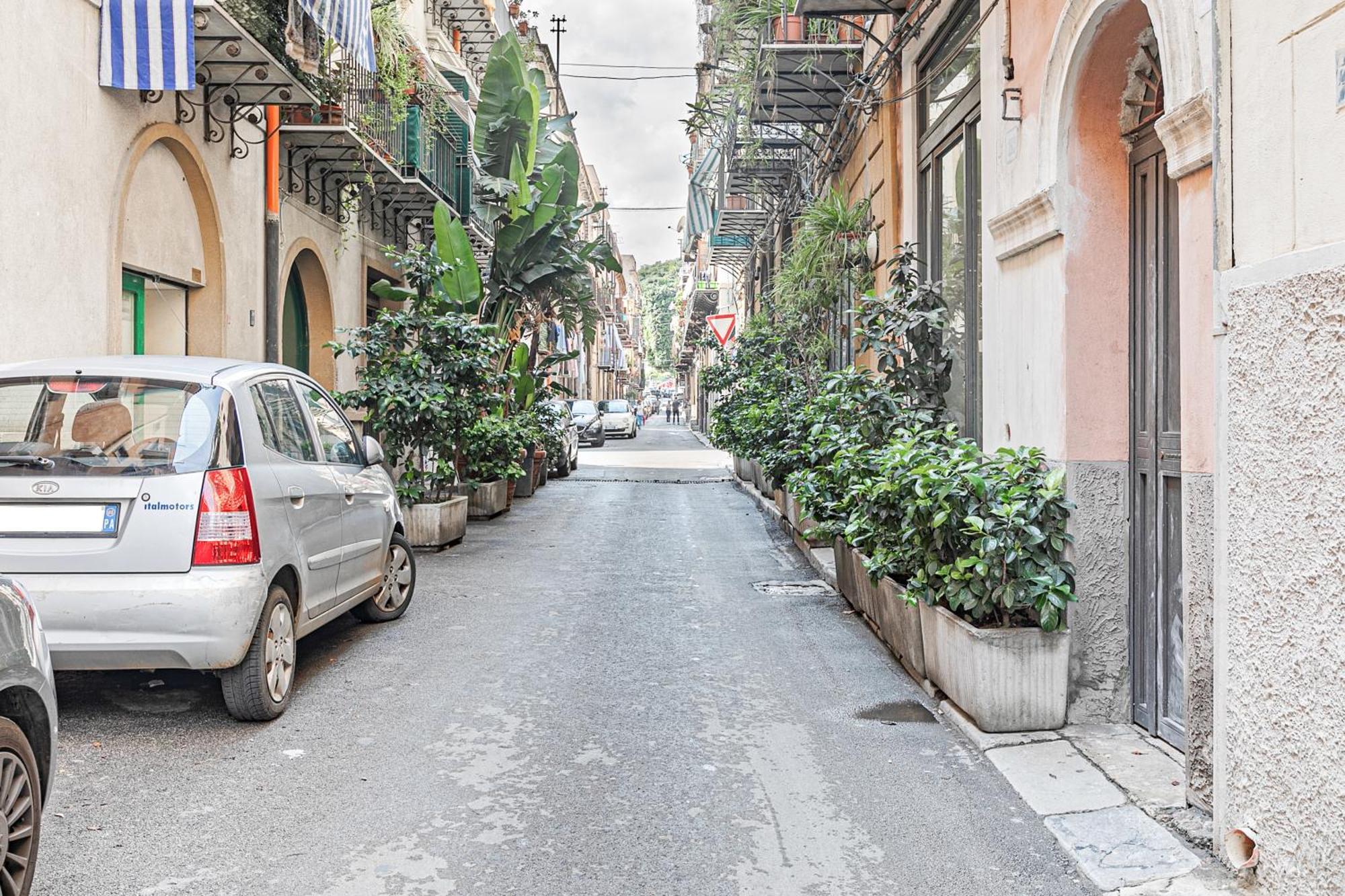 פלרמו Palazzo Dei Normanni Stylish Apartment מראה חיצוני תמונה